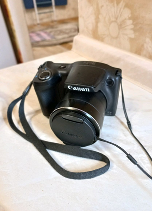 Canon six400is