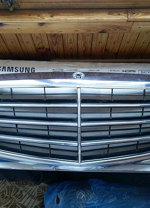 Решітка радіатора mercedes — benz 205 c — klasse a 2058802683.