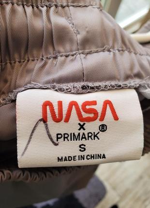 Спортивные штаны nasa x primark на манжетах джоггеры (s-m)3 фото