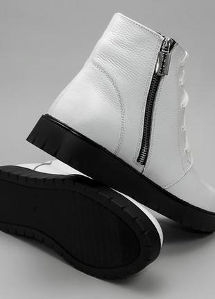 Жіночі демісезонні черевики білі 38,41 розмір2 фото