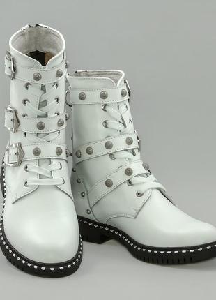 Демісезонні черевики жіночі білі 38 розмір