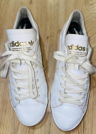 Кроссовки кожаные adidas court vantage