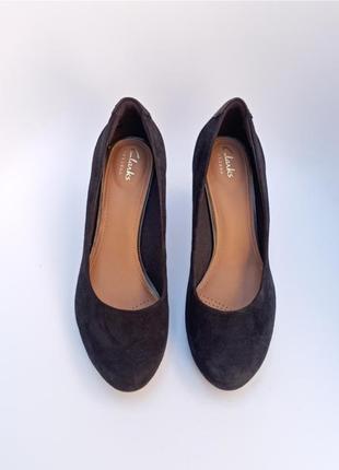 Новенькі туфлі clarks