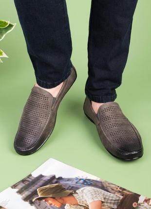 Мужские летние туфли с перфорацией лето мокасины1 фото