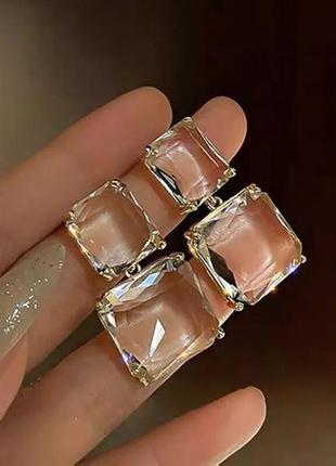 Прозрачные серьги кристаллы1 фото