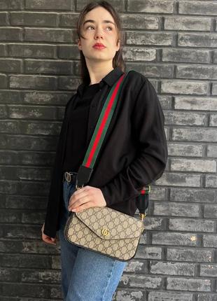 Акуратна світла жіноча сумка gucci бренда люкс якості крос боді ремінець текстиль1 фото