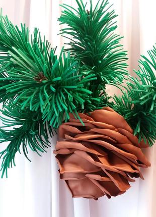 Сосновая ветка с шишкой из изолона.