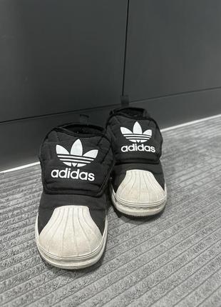 Детские кроссовки adidas