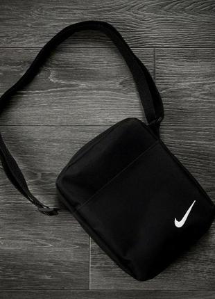 Чоловіча барсетка nike (чорна) з білим логотипом