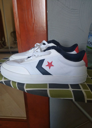 Кросівки нові converse