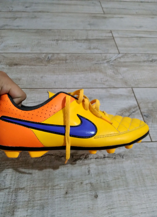 Nike tiempo