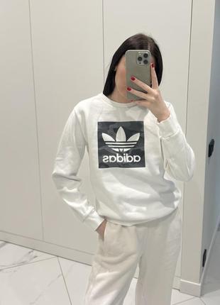 Світшот adidas