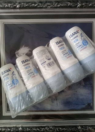 Набір дезодорантів дезодорант isana1 фото