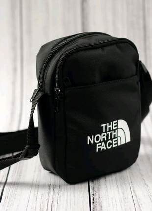 Крута барсетка tnf