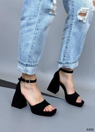 Босоножки на стойких каблуках черные с ремешком8 фото