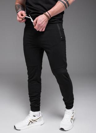 Чорні спортивні штани на манжеті3 фото