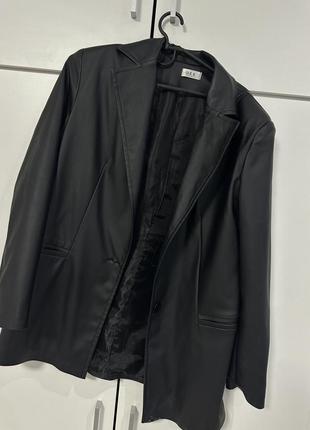 Чорний піджак2 фото