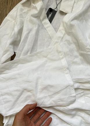 Біла лляна приталена сорочка з запахом спереду6 фото