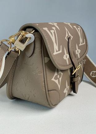 Фірмова молодіжна сумка жіноча louis vuitton луї віттон з принтом бренда натуральна шкіряна5 фото