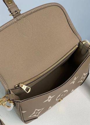 Фирменная молодежная сумка женская louis vuitton луи виттон с принтом бренда кожаная натуральная6 фото