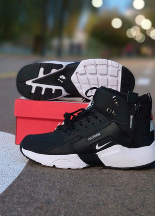 Кросівки зимові 39, 43 nike huarache winter acronym2 фото