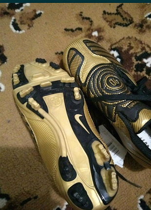 Бутси,кросівки 3