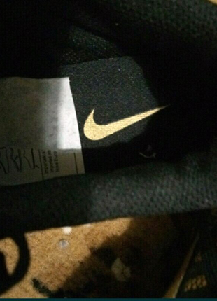 Бутси,кросівки 6