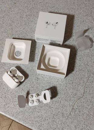 Apple airpods pro original7 фото