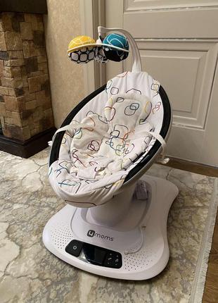 Заколисуючий центр 4moms mamaroo4 фото