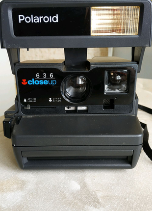 Polaroid 600.