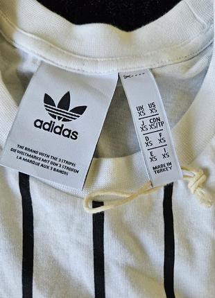 Футболка adidas тренд 🔥🔥🔥 оригінал7 фото
