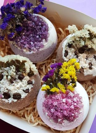 Подарочный набор косметики - набор из 4 бомб-чаш