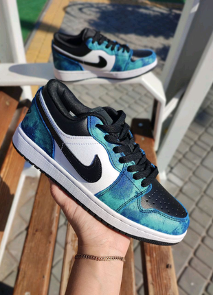 Nike air jordan 1 low tie dye