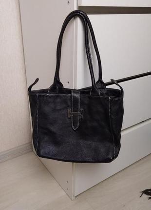 Черная кожаная маленькая сумка с кошельком2 фото
