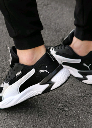 Кросівки puma black and white3 фото