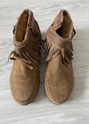 Натуральные сапоги ботинки с бахромой asos2 фото