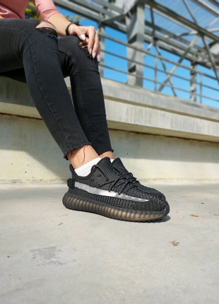 Продаж adidas yeezy 350 black1 фото