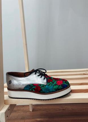 Лофери туфлі на танкетці