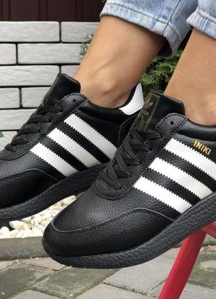 Р.36, 37, 38,39   кроссовки adidas iniki (черные, кожа) зима