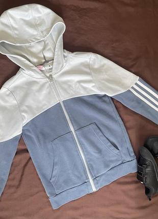 Кофта adidas с капюшоном