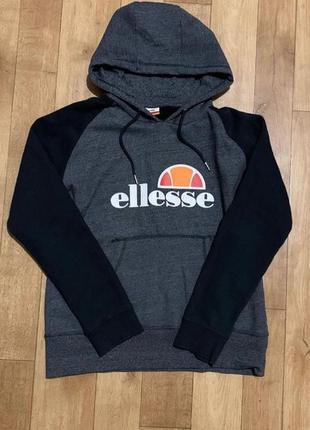 Ellesse2 фото