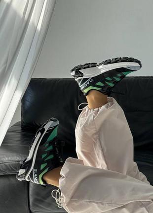 Зеленые яркие женские кроссовки на утолщенной подошве10 фото