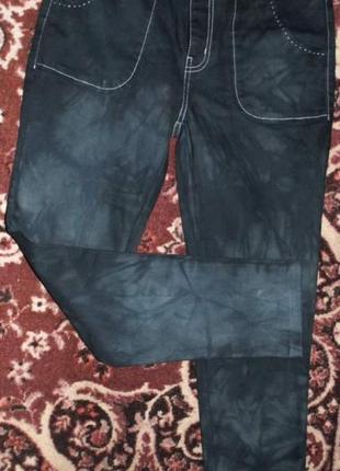 Бомбезные фирменные джинсы-скинни 46р
