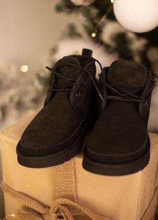 Женские  ugg mini black чёрные на шнуровке