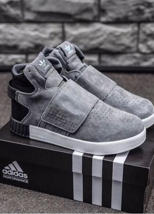 Adidas tubular invader fur