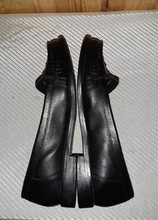 Чёрные кожаные туфли лоферы на низком ходу7 фото