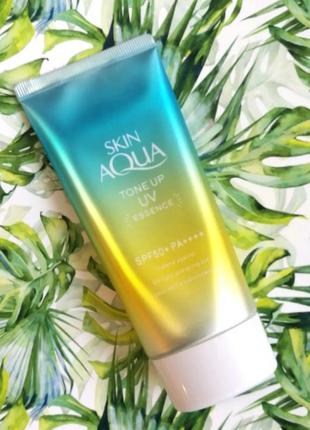 Сонцезахисний крем із функцією корекції шкіри skin aqua tone up uv essence mint green spf 50+ pa++++, японія