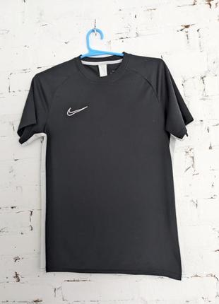 Футболка nike