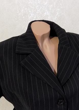 Пиджак удлиненный на пуговицах черный в полоску франция omb размер 504 фото