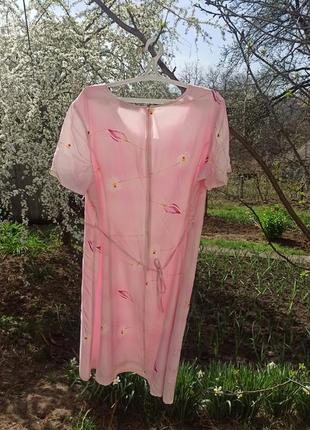 Платье нежной весенней расцветки2 фото